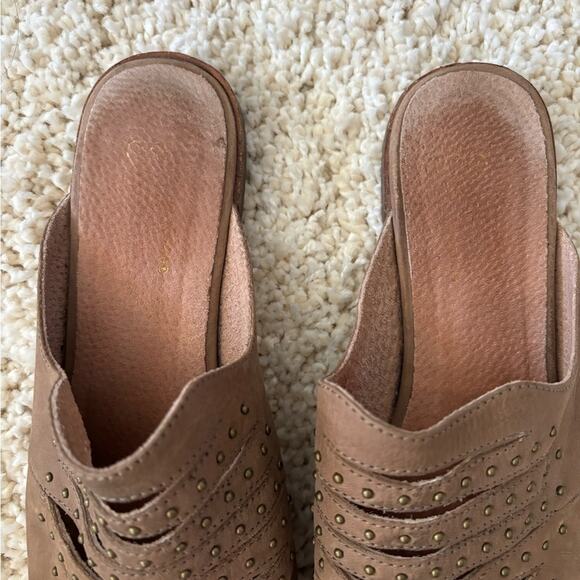 Seychelles Studded Brown Slip On Mules Flats Size 9 - Picture 4 of 6